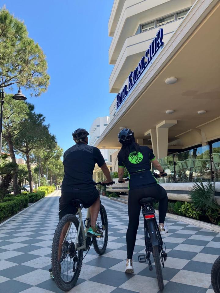 צ'סנטיקו Hotel Excelsior מראה חיצוני תמונה